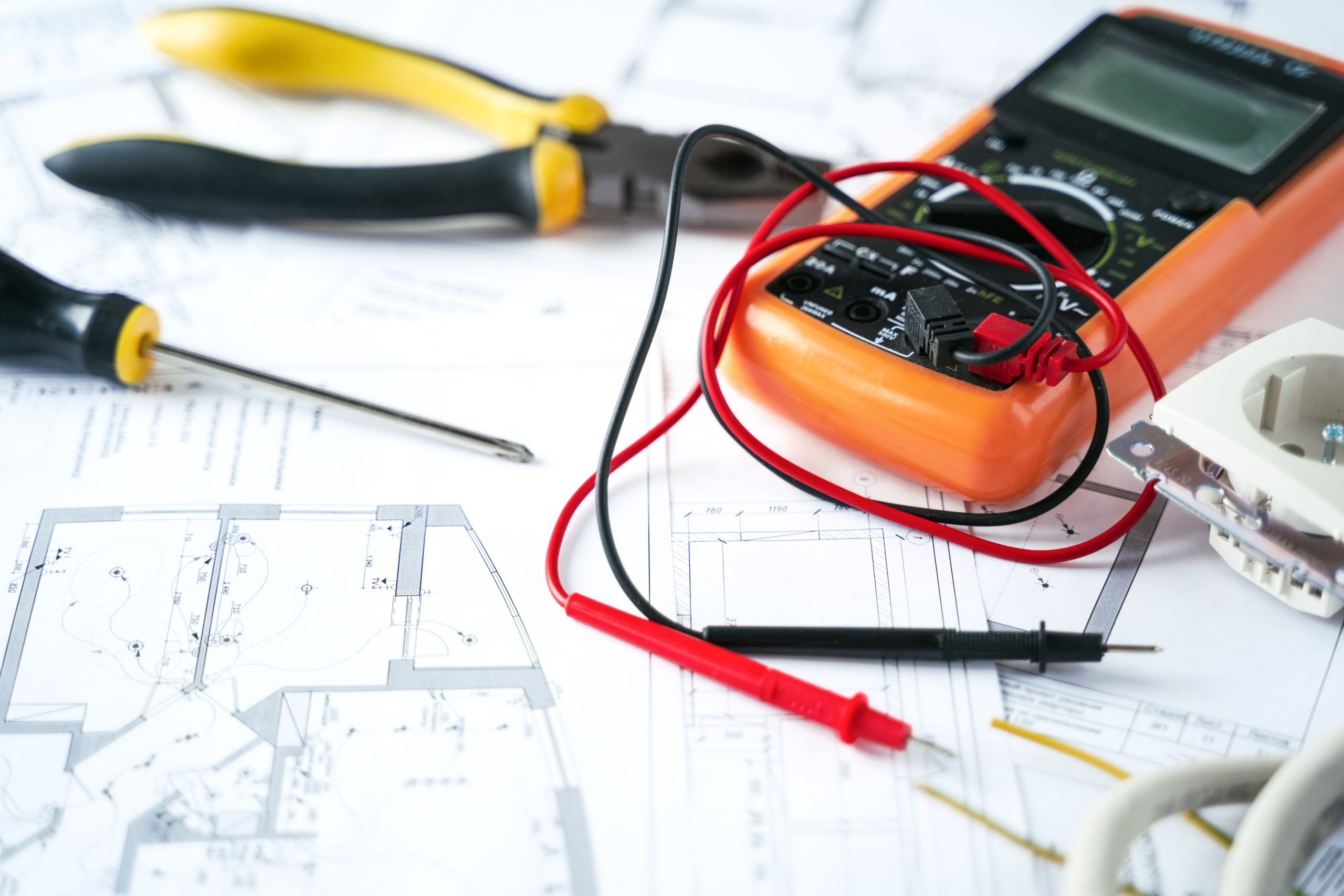Entenda qual a importância de um projeto elétrico predial